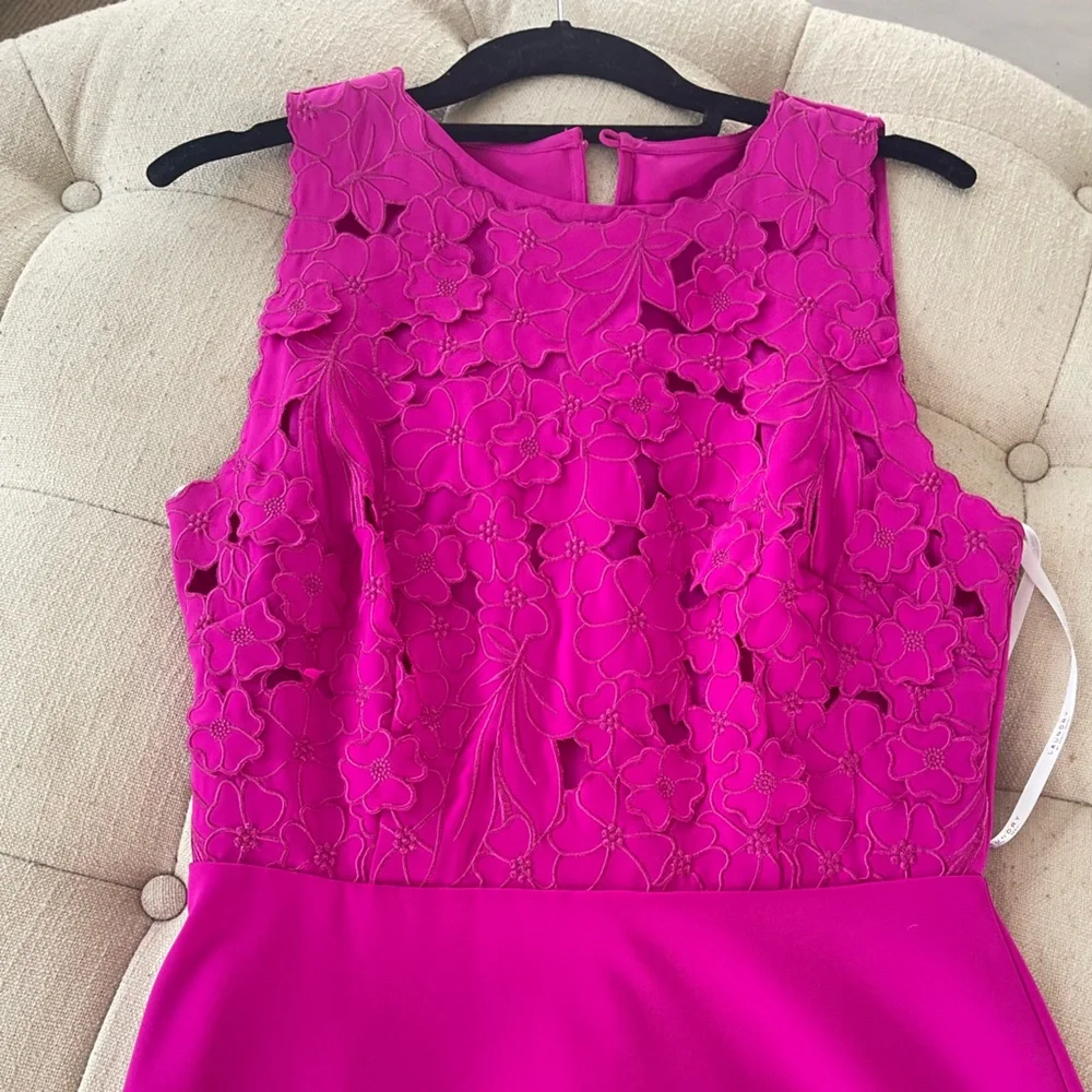 Laundry hot pink sleeveless dress with lace detailing - Picture 3 of 9